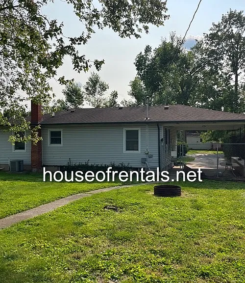 1203 Benton Ave — Photo 13
