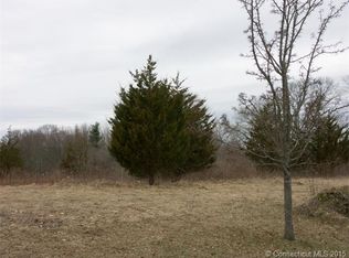 2 Downing Dr, Preston, CT 06365