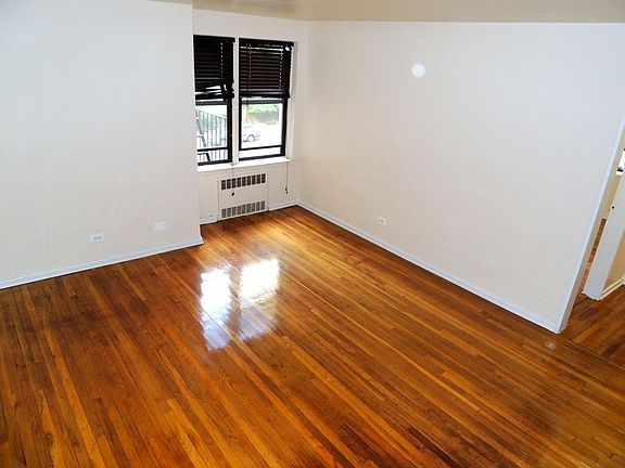 5th image of 8380 118th St APT 6A