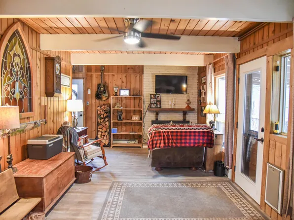 1202 Viva Dell Trl, Red River, NM 87558