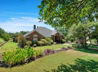 301 Onyx Dr, Oak Pt, TX 75068