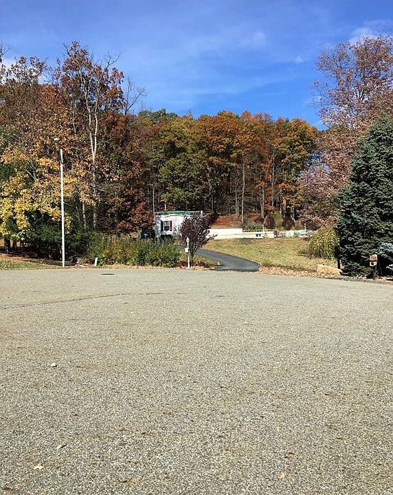 1st image of 36 Pearce Dr