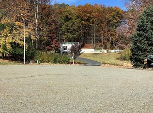 36 Pearce Dr, Highland Mills, NY