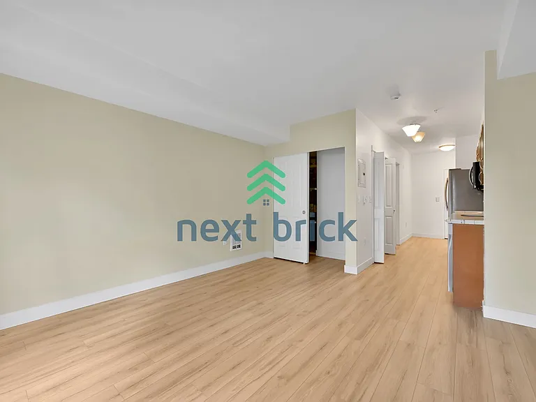 111 108th Ave NE #A310 — Photo 6