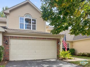 893 Wembley Ct, Elgin, IL 60120