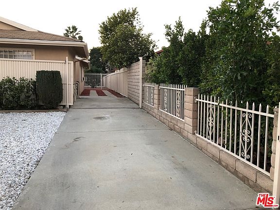 2nd image of 2911 S Harvard Blvd