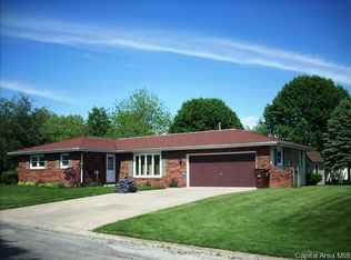 125 Faye St, Farmersville, IL 62533
