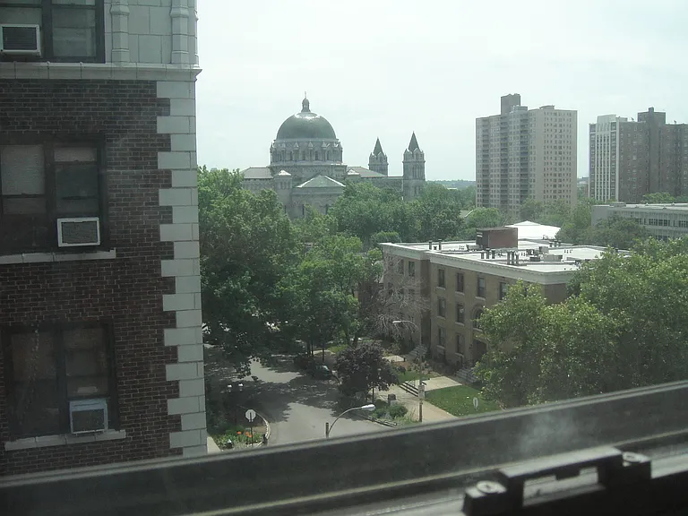 4515 Maryland — Photo 32