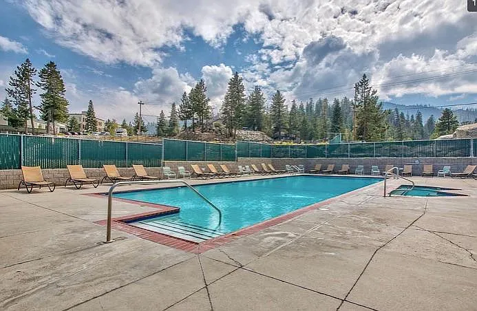 Tahoe Village gated pool/spa