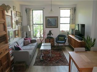 688 Sackett St APT 2R, Brooklyn, NY 11217