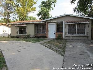 1st image of 118 Gazel Dr
