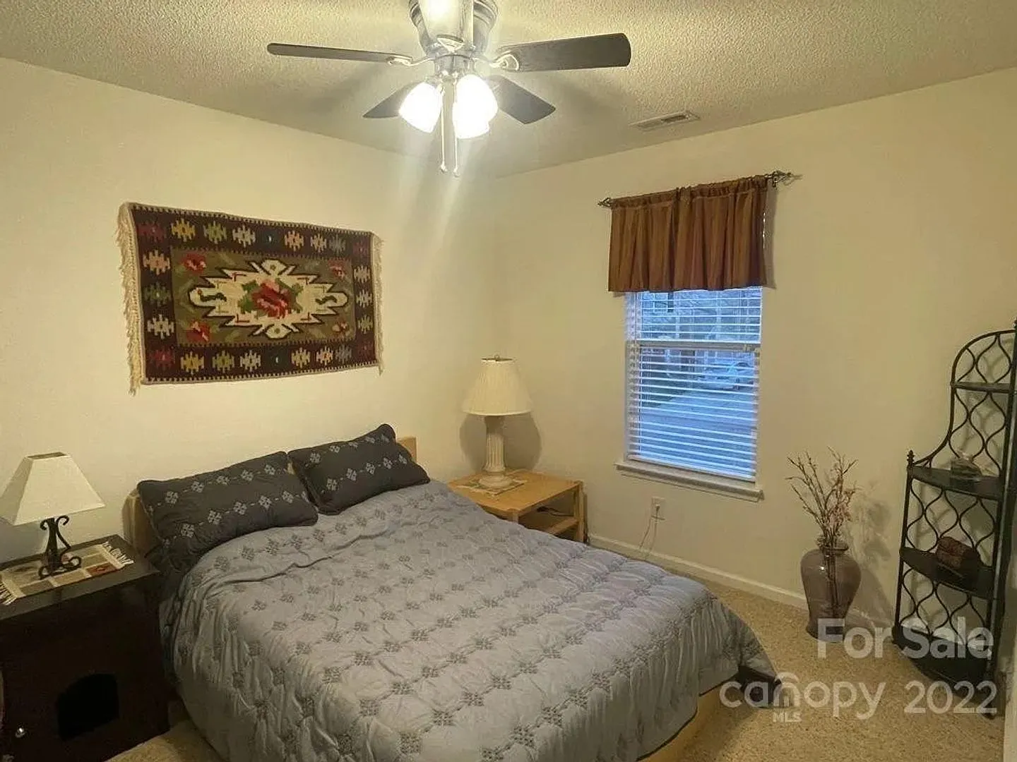 Room in 4 Bedroom Home at Meadowcreek Village Dr — Photo 4