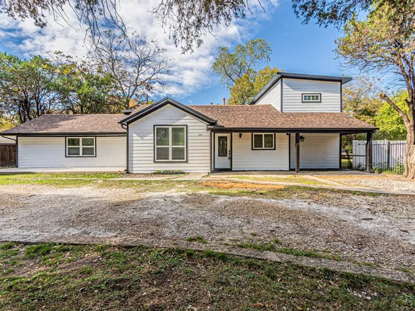 421 SE 13th St, Grand Prairie, TX 75051