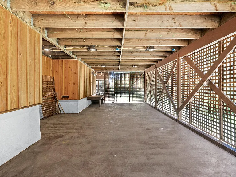 310 Wild Iris Ln — Photo 34