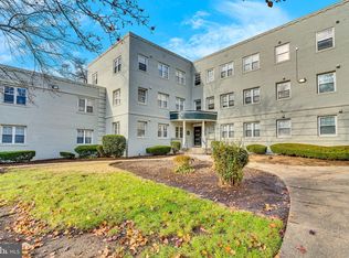 912 Barnaby St SE APT 101, Washington, DC 20032