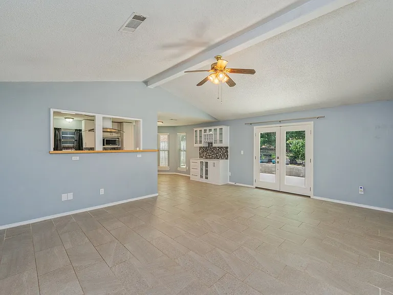 804 Sparkleberry Cv — Photo 6