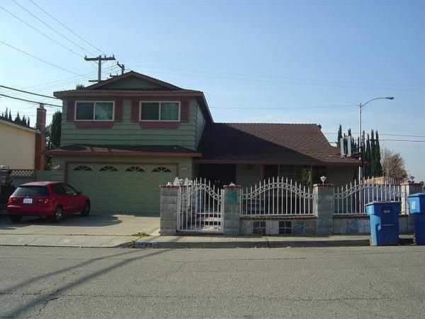 1st image of 1243 N Hillview Dr