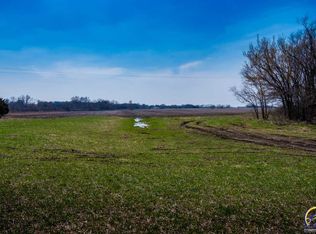 3617 SE Elm Cove Dr, Berryton, KS 66409