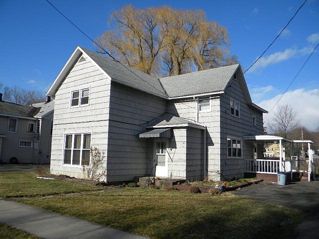 1st image of 120 Owego St