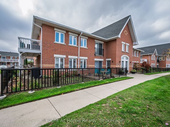 1701 Lampman Ave #706, Burlington, ON L7L 6R7