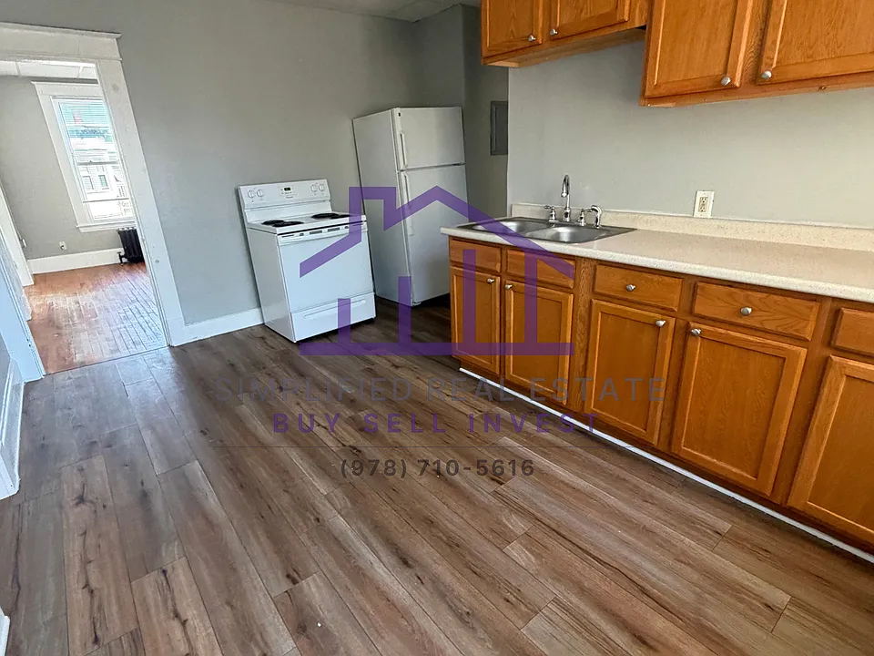 61 Howard St #3