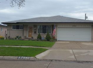 27654 El Capitan Dr, Warren, MI 48092