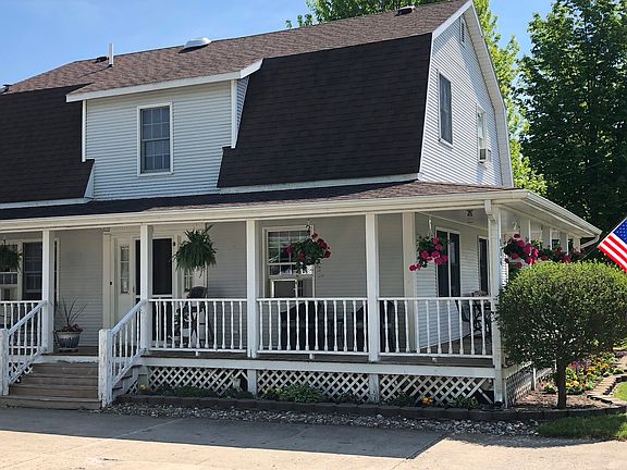 2nd image of 114 W 1st St