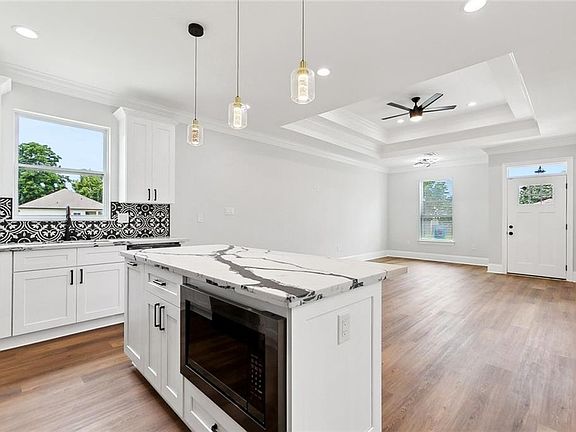 5th image of 2901 Sam Lenox St