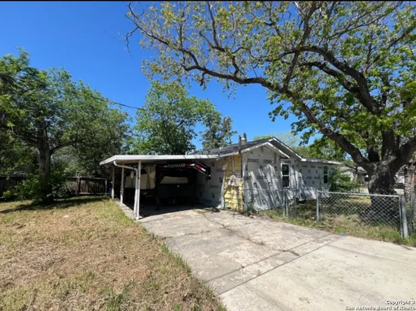 234 BEE ST, San Antonio, TX 78208