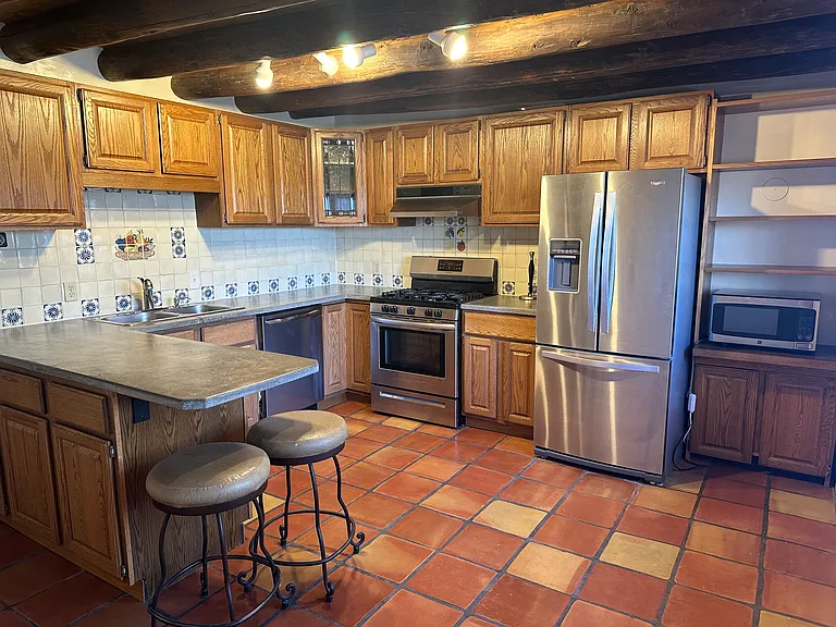 231 Rodriguez St #1 — Photo 9