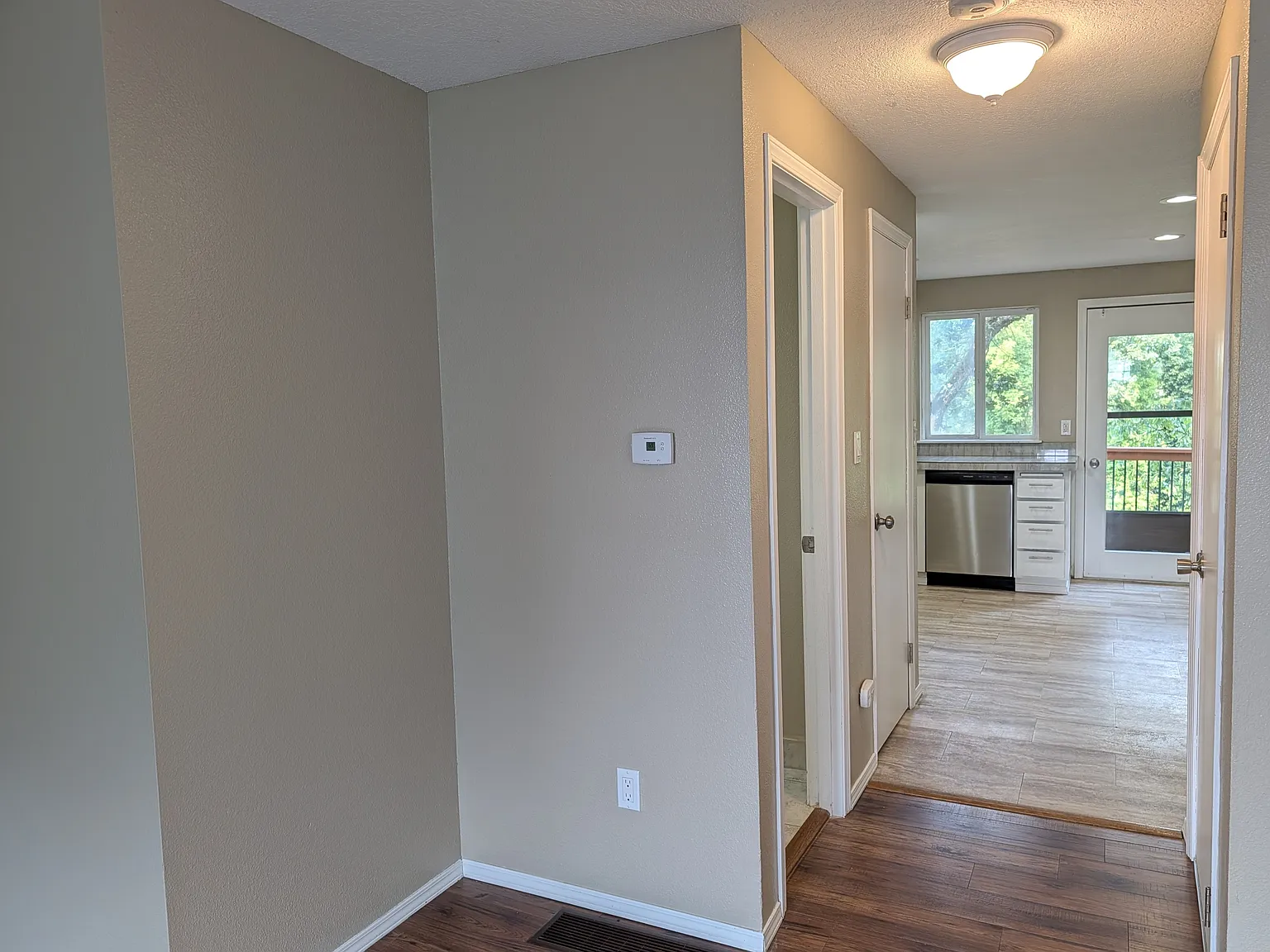 194/196 N 12th Street-Duplex - 1 — Photo 3