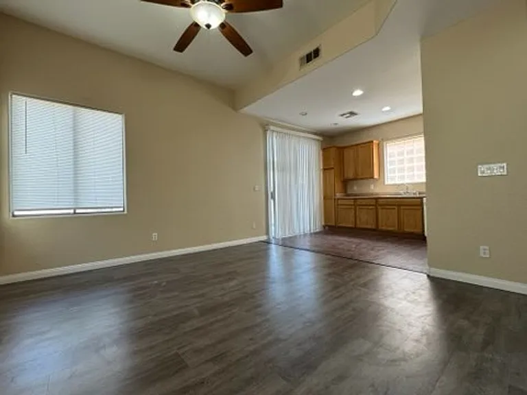 6516 Raven Hall St — Photo 4