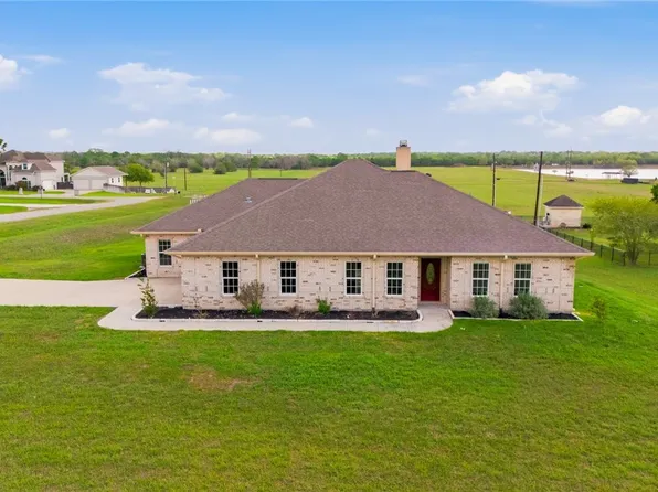 15 Huron St, Victoria, TX 77905