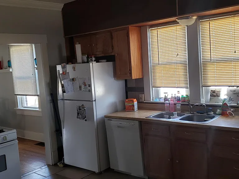 402 Springer Ave — Photo 6