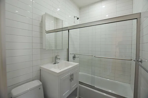 Rented by Bold New York | media 10