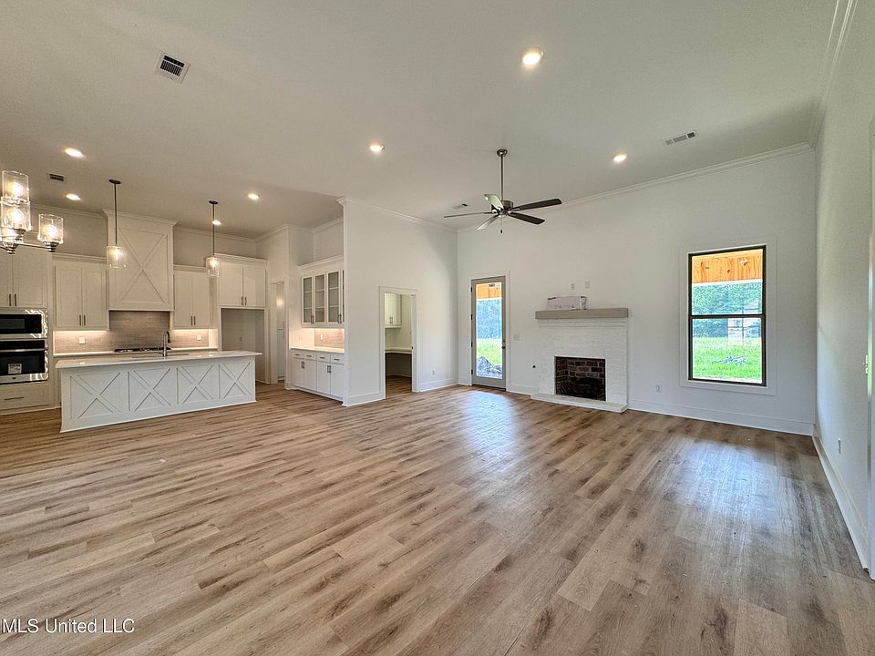 984 Mullican Rd, Florence, MS 39073 Zillow