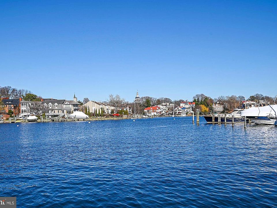 1st image of 11 President Point Dr Unit B3