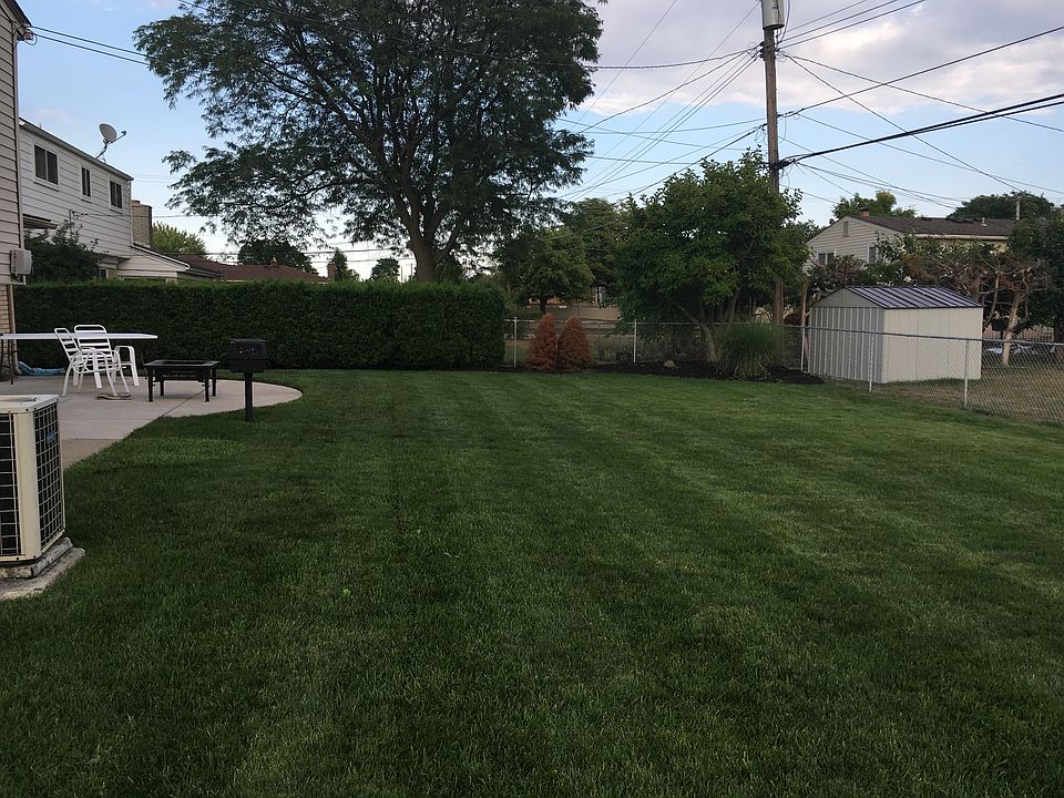 2nd image of 27029 Cecile St