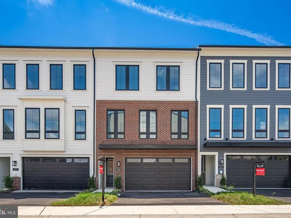 645 Angelfish Way, Woodbridge, VA 22191