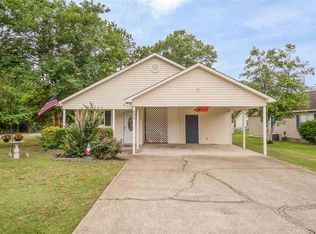 8076 Resin Rd, Murrells Inlet, SC 29576