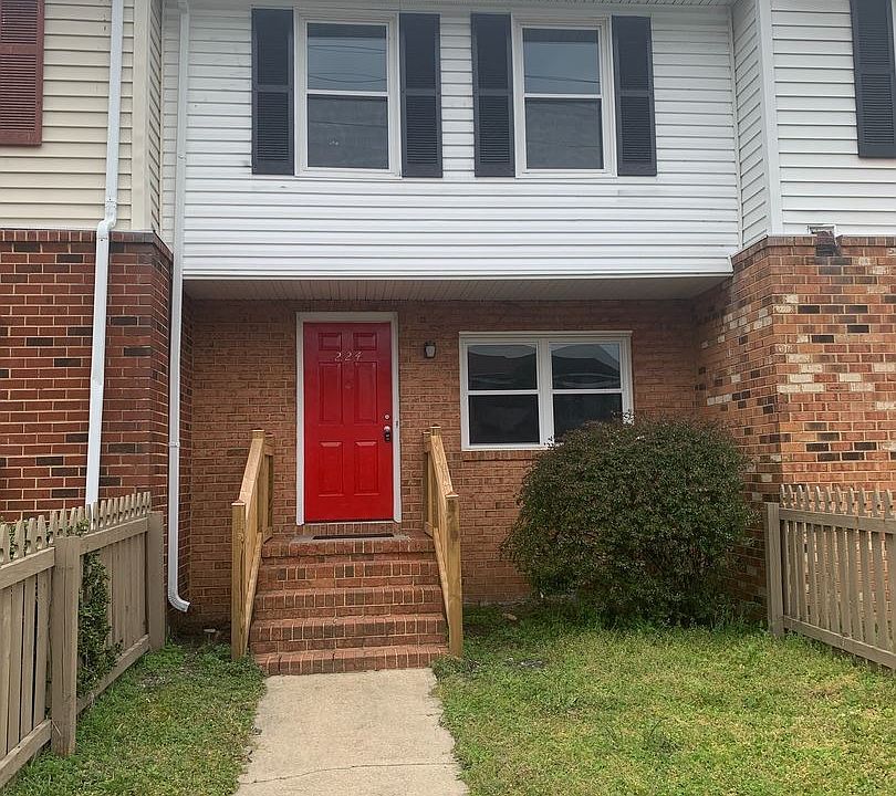 1st image of 224 Greenbrier Ave