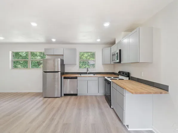 4513 Charmonte Way, Pensacola, FL 32505