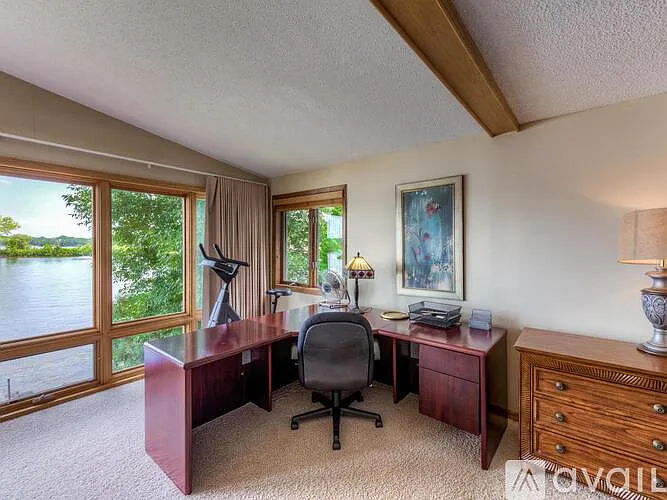 Master Bedroom Office with high speed internet plus exercise Bic.