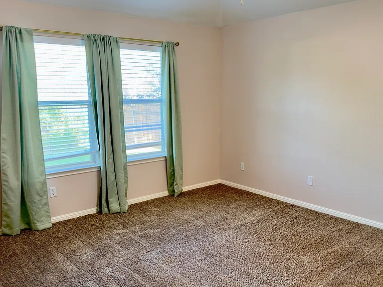 432 Blackman Trl — Photo 8