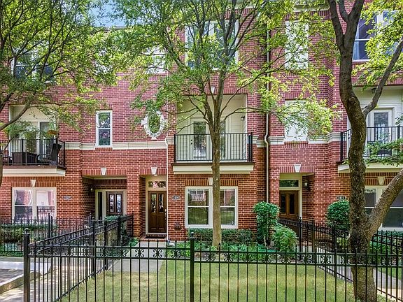 2nd image of 3409 Howell St