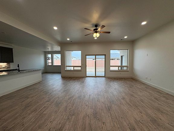 2nd image of 2641 Emerald Ridge Ln