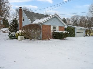 555 Tammery Dr, Tallmadge, OH