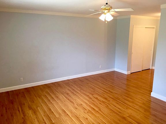 5th image of 624 N Glendora Ave
