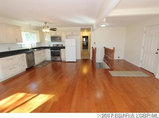 824 Malibu Rd, Osage Beach, MO 65065