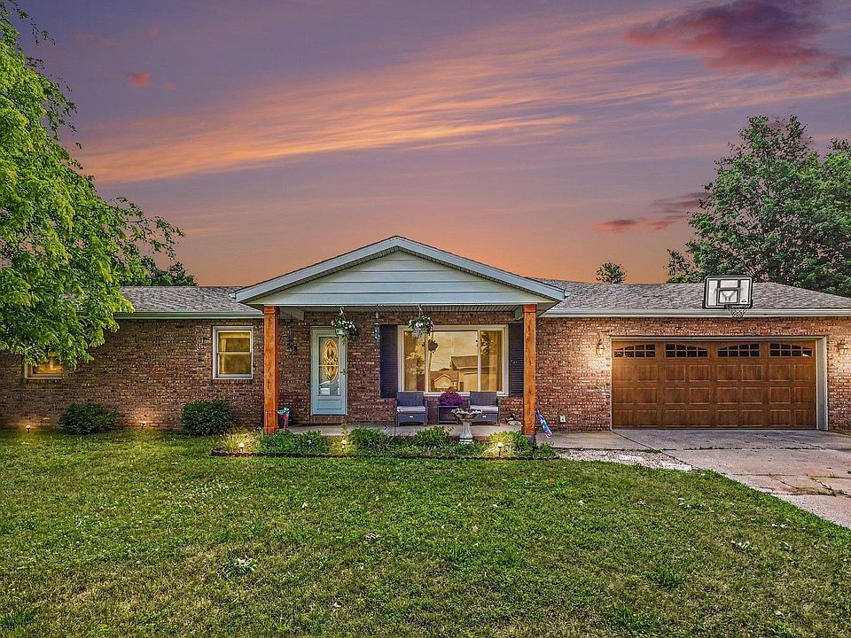 1st image of 518 Sunset Ln